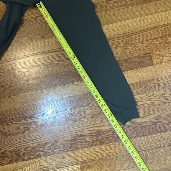 Lululemon Keep Moving Jogger Olive Green Size 0 - Picture 10 of 11